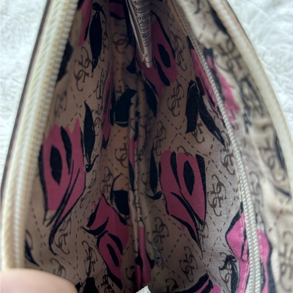 GUESS White Pink Monogram Wristlet Clutch Wallet | Logo Pattern Classic - Picture 5 of 9